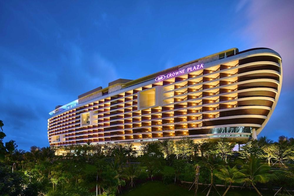 Crowne Plaza Sanya Haitang Bay Resort