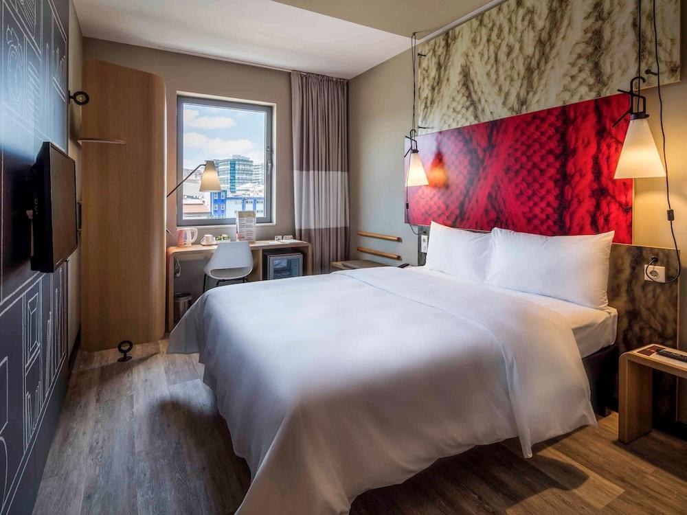Ibis Istanbul West