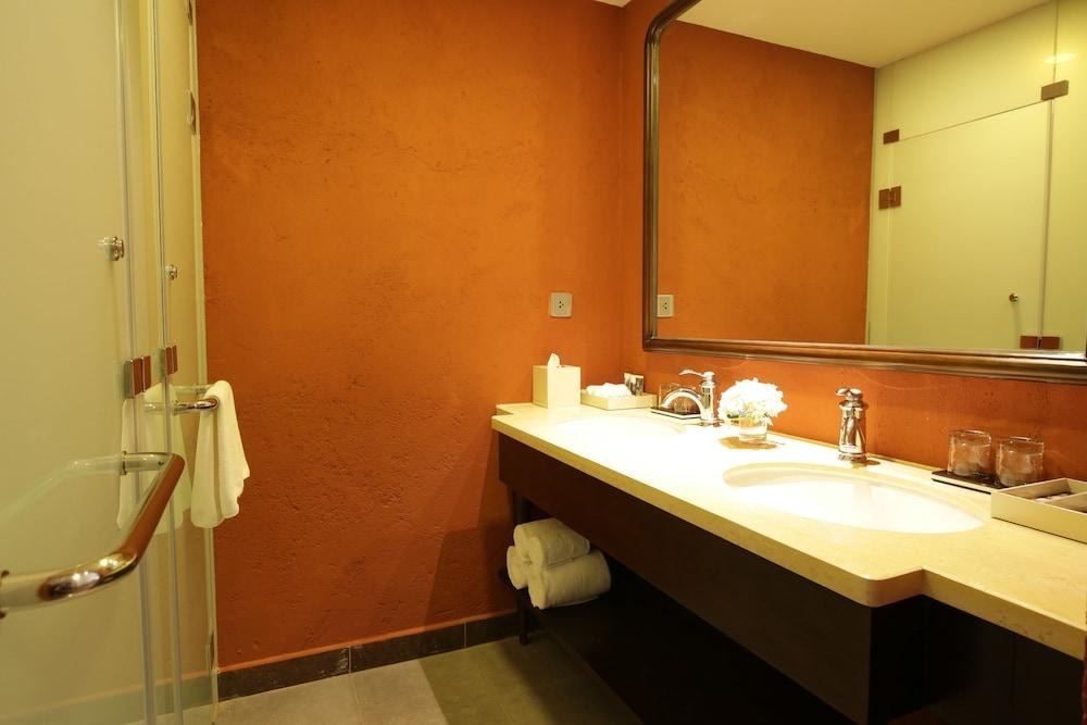 Mercure Danang French Village Bana Hills photo 3