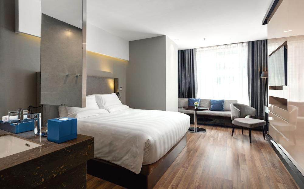 Novotel Suites Hanoi photo 1