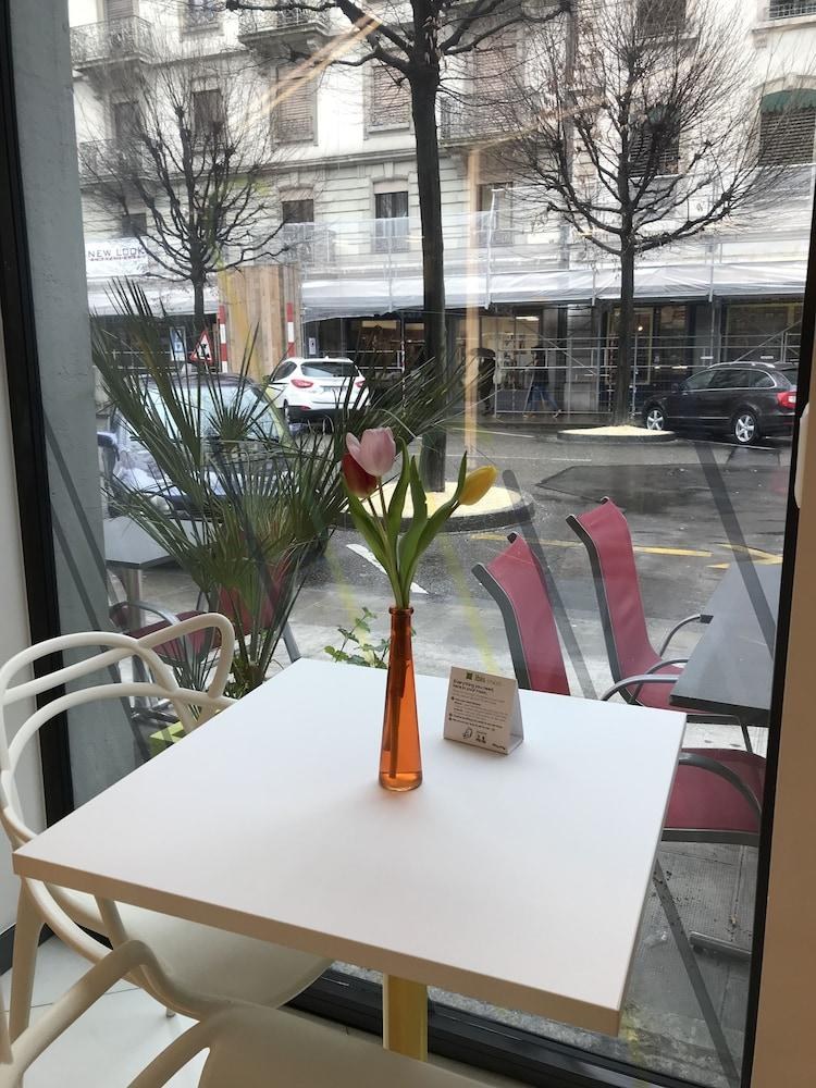 IBIS STYLES GENÈVE MONT-BLANC photo 4