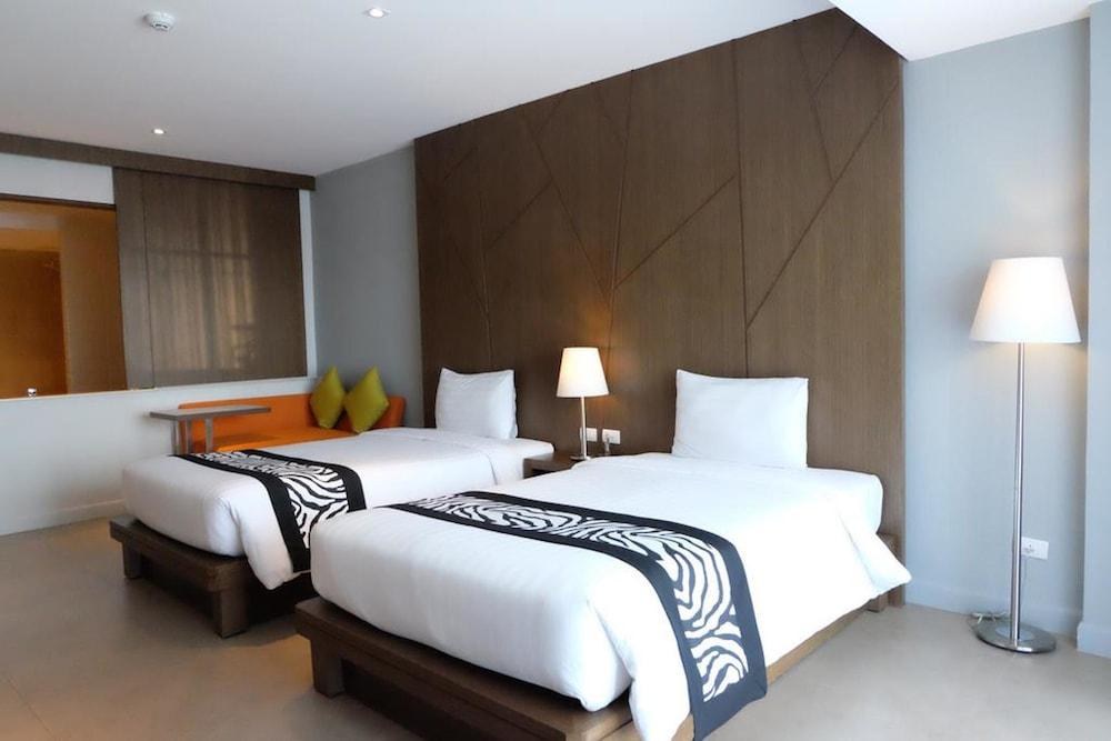 Season Five Hotel photo 1
