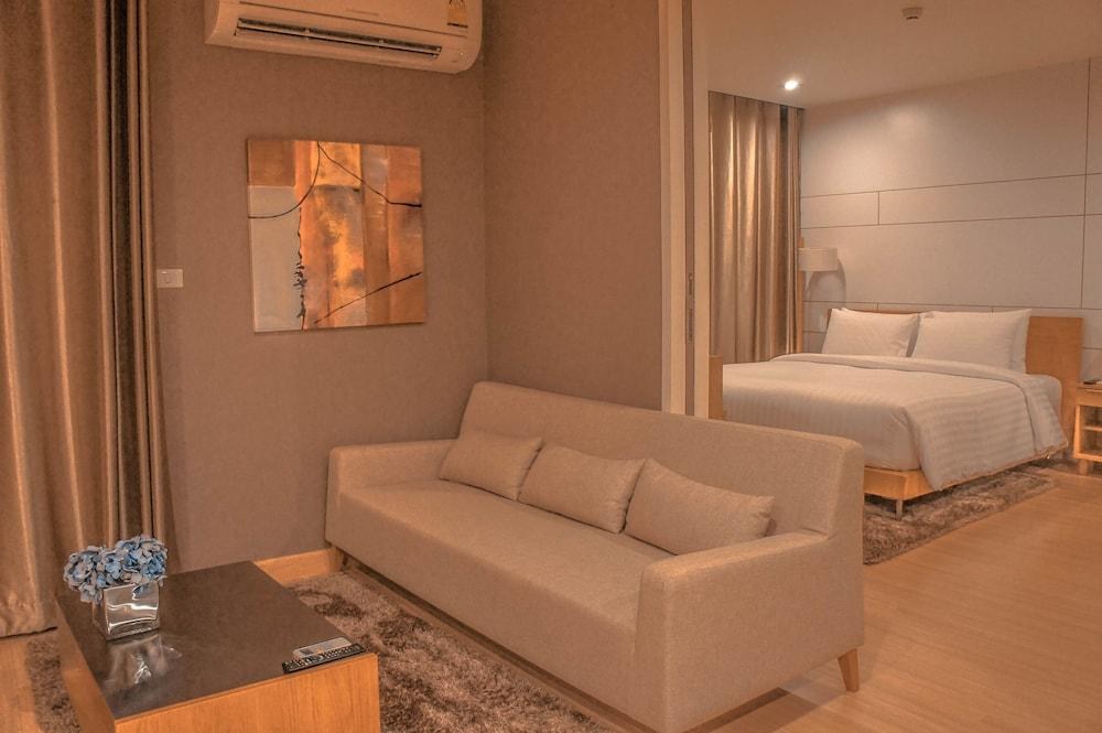 Sanae' Hotel  Nimman photo 2