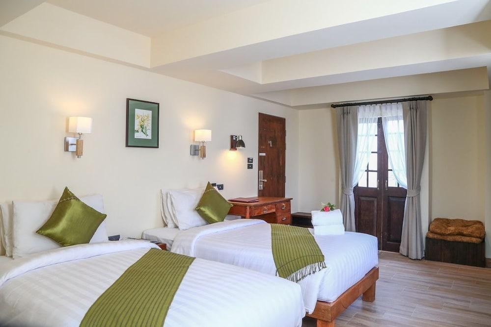 Le Charcoa Hotel photo 1
