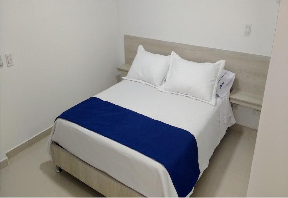Hotel Laureles Plaza photo 1
