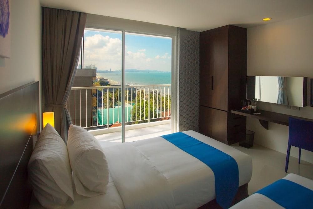 Rodina Beach Hotel photo 1