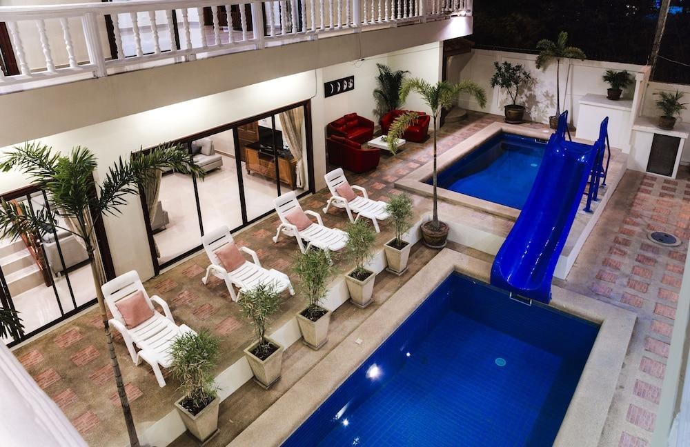 Avoca Pool Villas photo 2