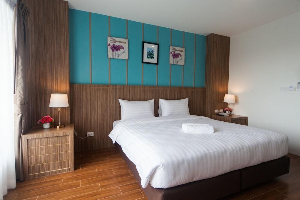 Anchan Laguna Hotel photo 2
