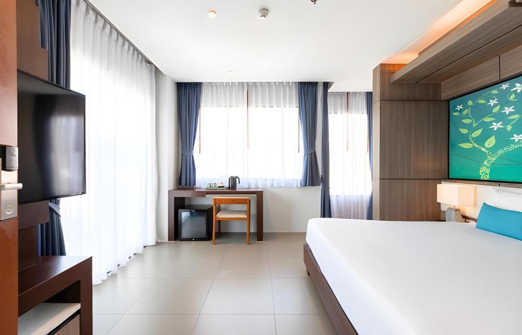 THE MARINA PHUKET HOTEL photo 3