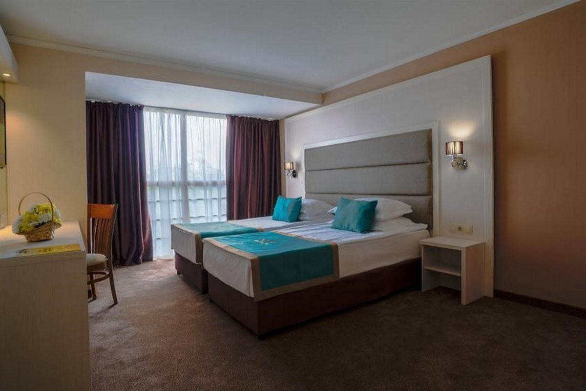 Havana Hotel photo 1