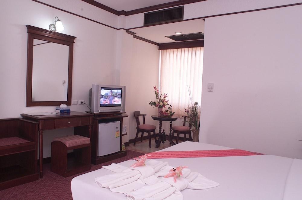 Crystal Hotel krabi photo 2