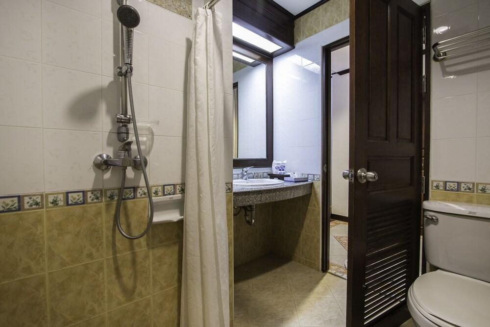 Crystal Hotel krabi photo 3