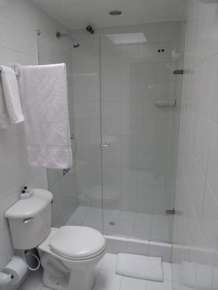 HOTEL CASA QUINTA EMBAJADA photo 2