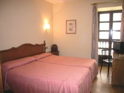 HOTEL LA CASONA DE JOVELLANOS photo 3