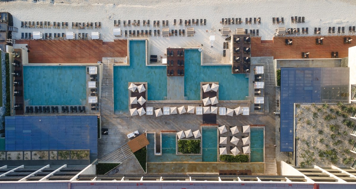 DEVOSSION BY LIVE AQUA PLAYA DEL CARMEN ALL INCLUSIVE - ADULTS ONLY