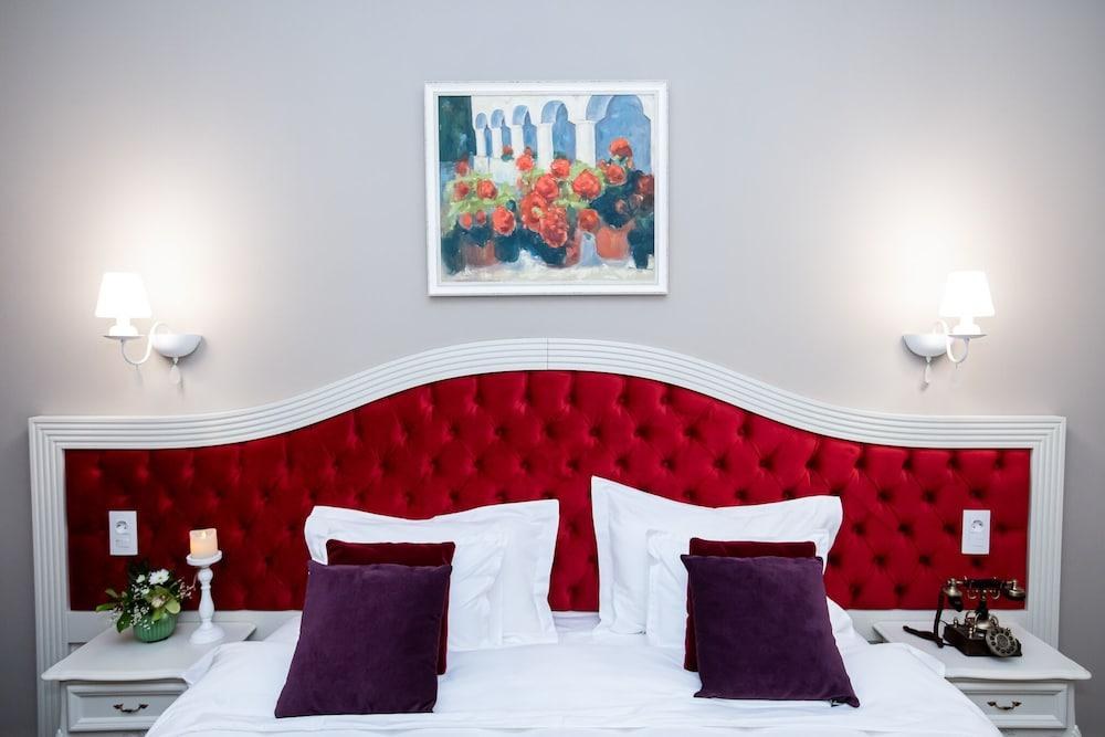 GRAND HOTEL TRAIAN photo 2