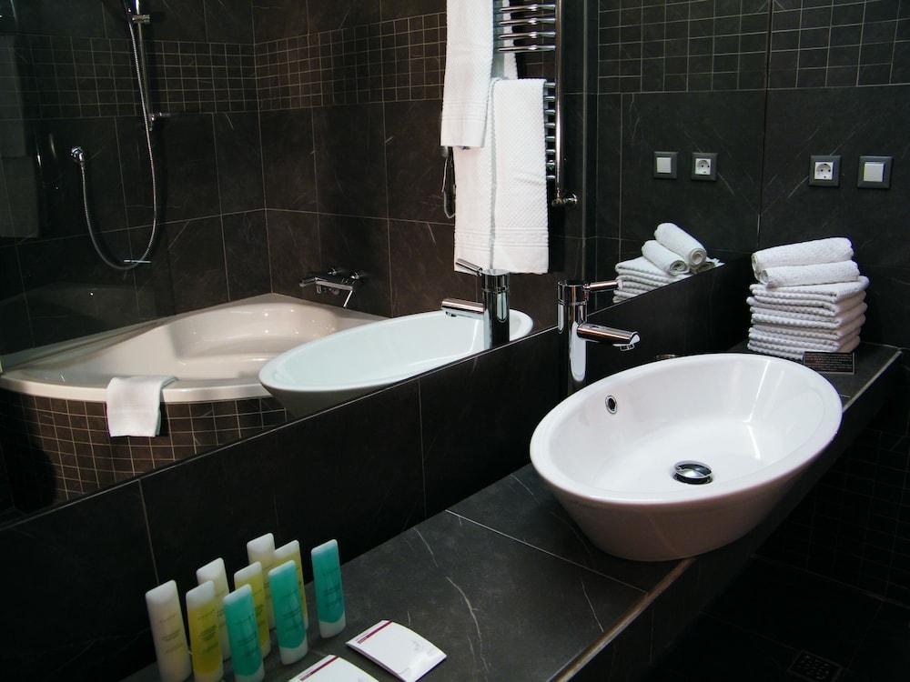 HOTEL PRESIDENT PANTOVCAK photo 2