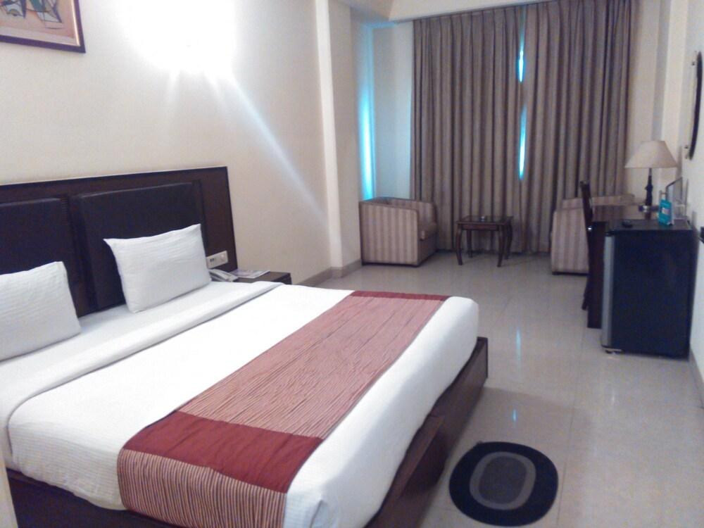 Hotel Smart Plaza photo 4