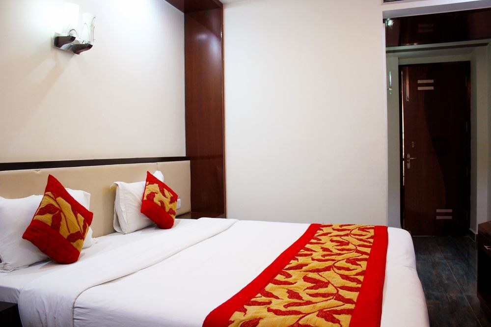 HOTEL MARBLE ARCH photo 1