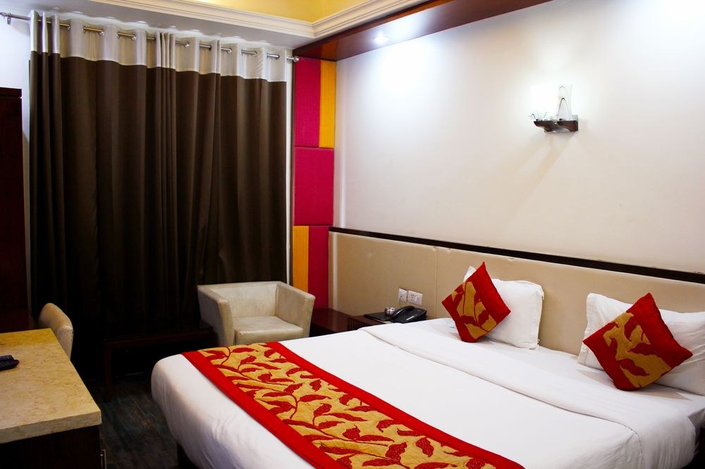 HOTEL MARBLE ARCH photo 2