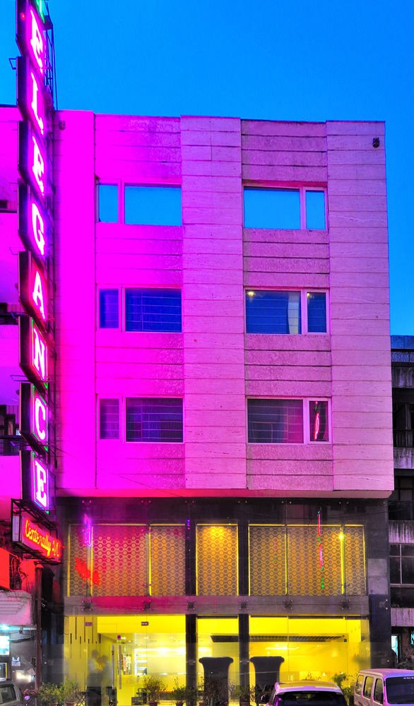 Hotel Elegance photo 1