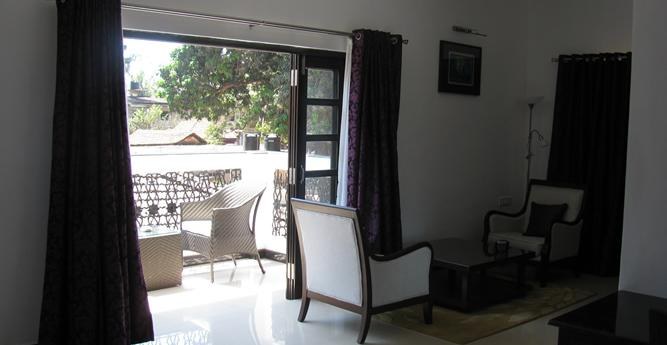 SILVER SANDS HIDE AWAY RESORT photo 2