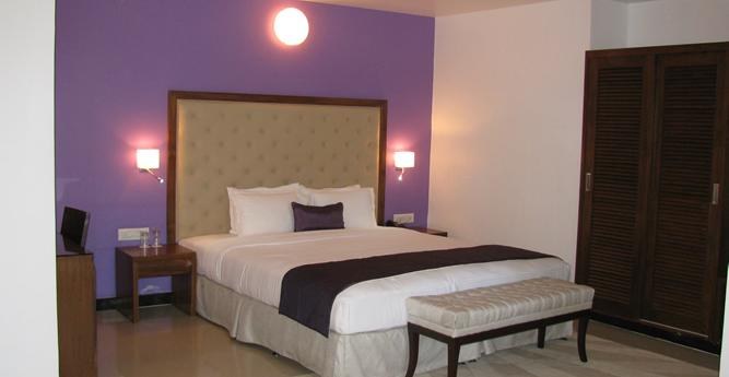 SILVER SANDS HIDE AWAY RESORT photo 4