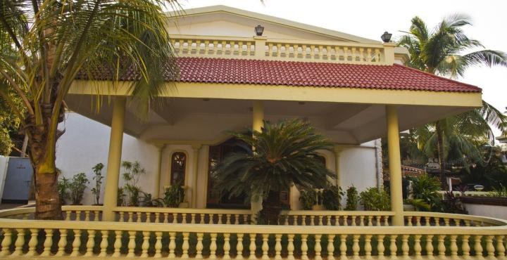 SONESTA INNS photo 2