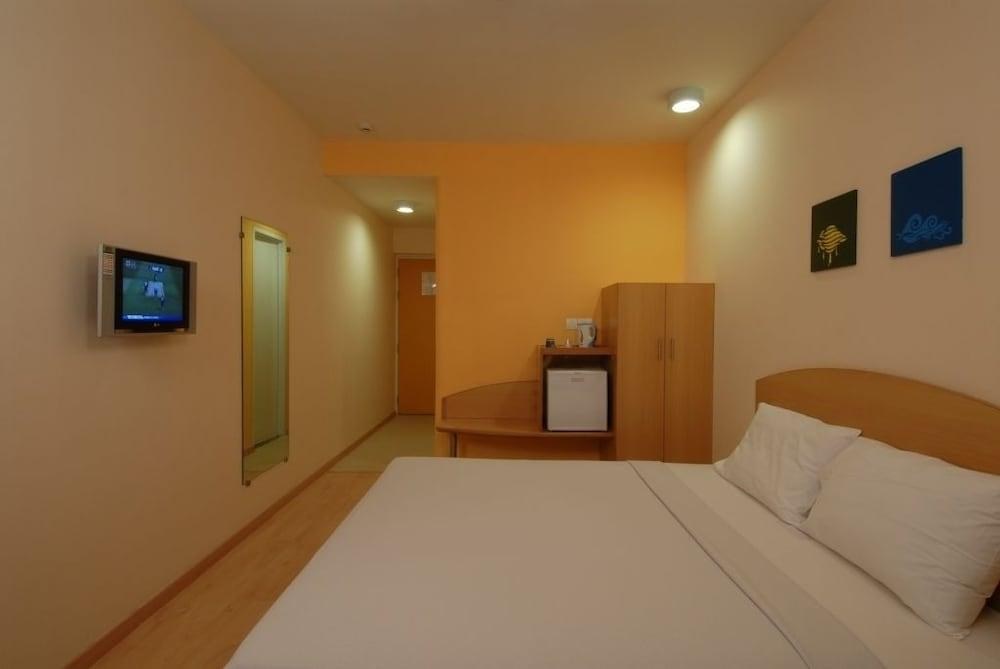 Ginger Bangalore Inner Ring Road photo 2