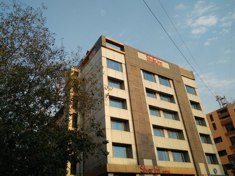 HOTEL SILVER INN