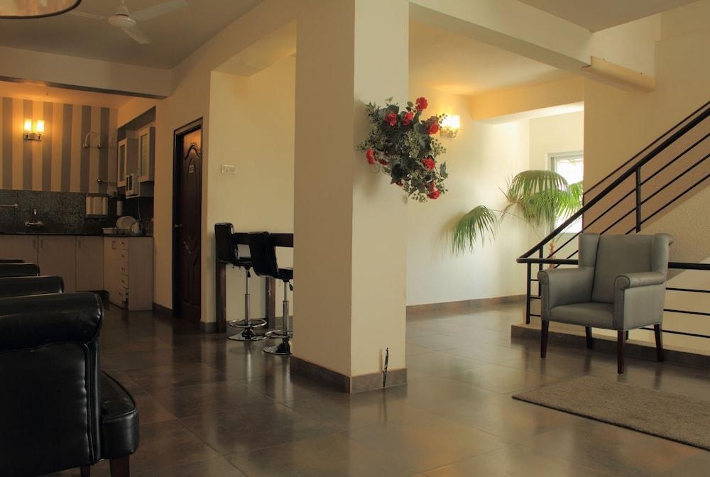 ORCHID SUITES - RESIDENCY ROAD photo 2