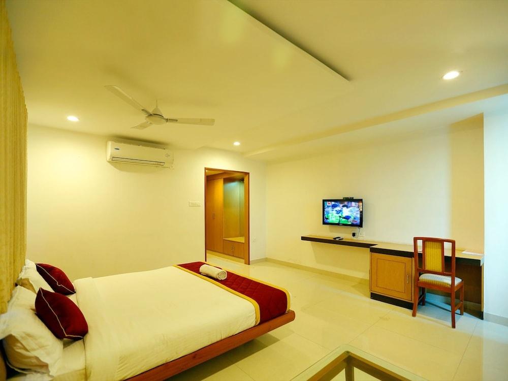 SYBARITIC SUITES photo 3