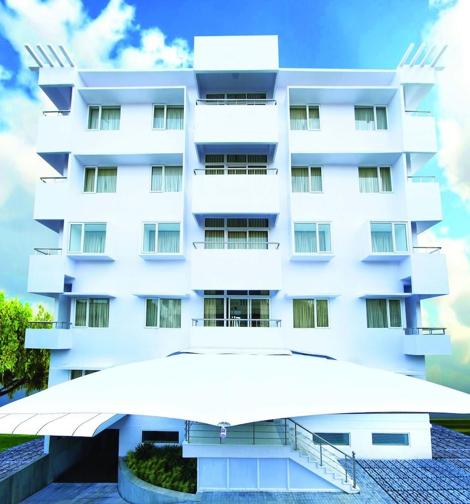 Millennium Continental photo 1