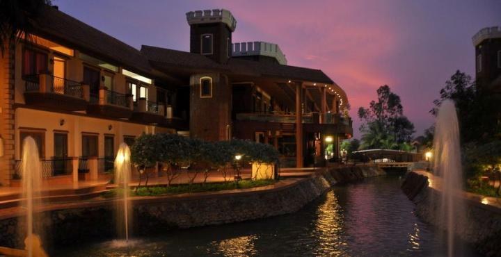 HUDSON RESORTS photo 1
