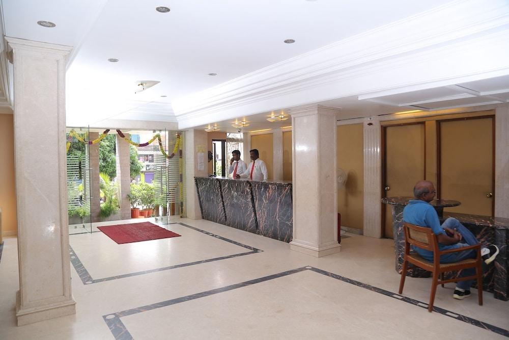 Hotel Surguru