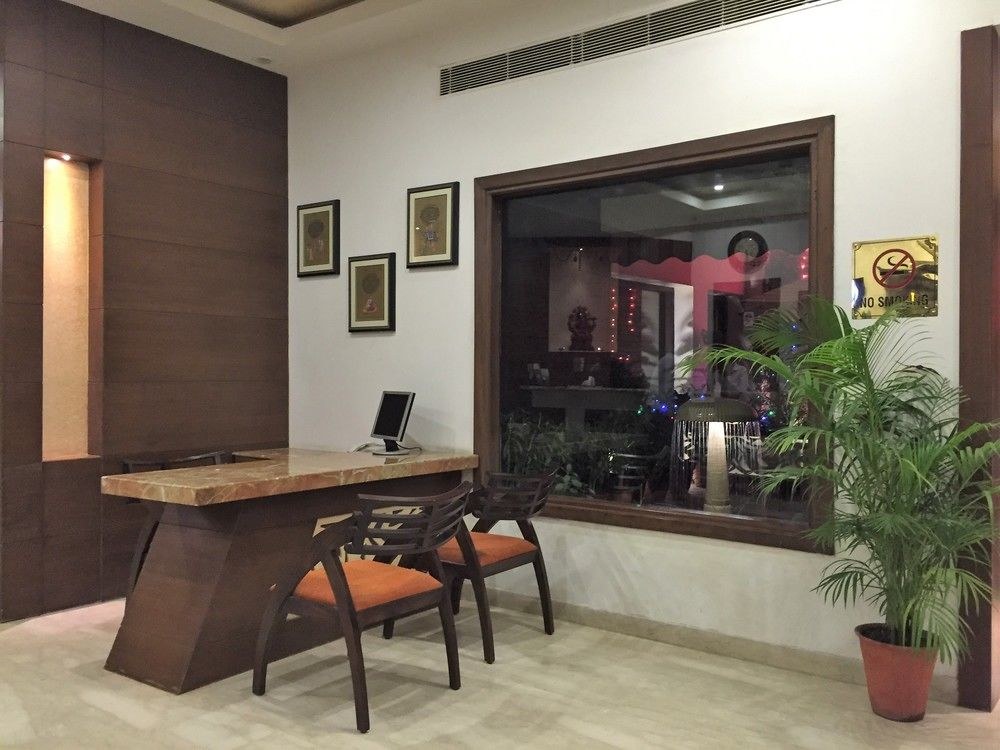 HOTEL RATNAWALI - A PURE VEGETARIAN HOTEL
