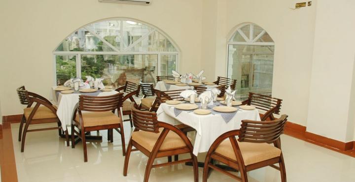 HOTEL KINGS CORNER photo 3