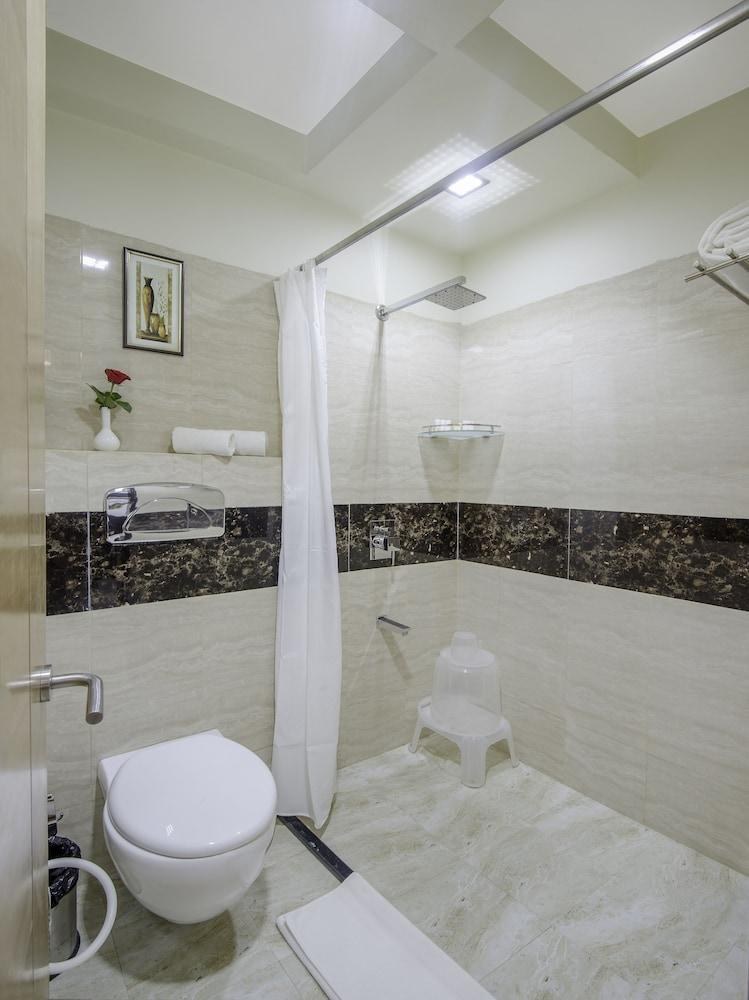 YASH REGENCY HOTEL photo 3
