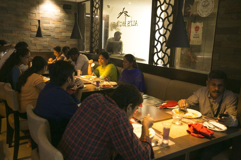 THE IRIS HOTEL photo 1