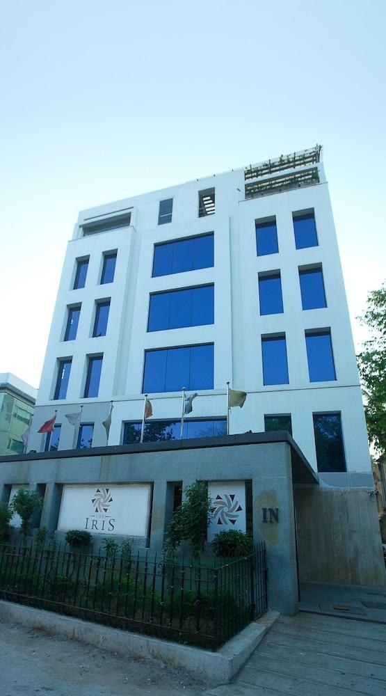 THE IRIS HOTEL photo 4