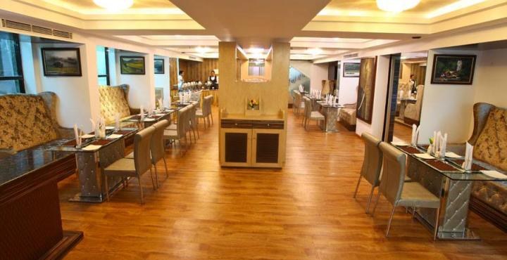 HOTEL TIGERS ROARE photo 2
