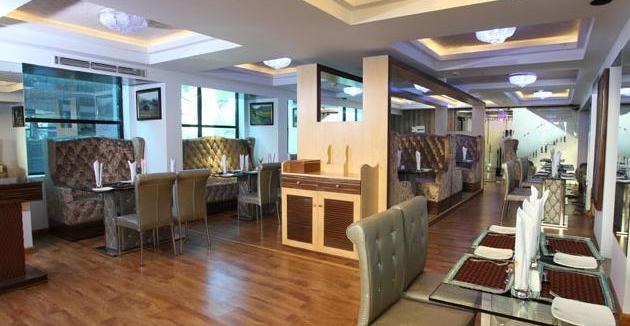 HOTEL TIGERS ROARE photo 4