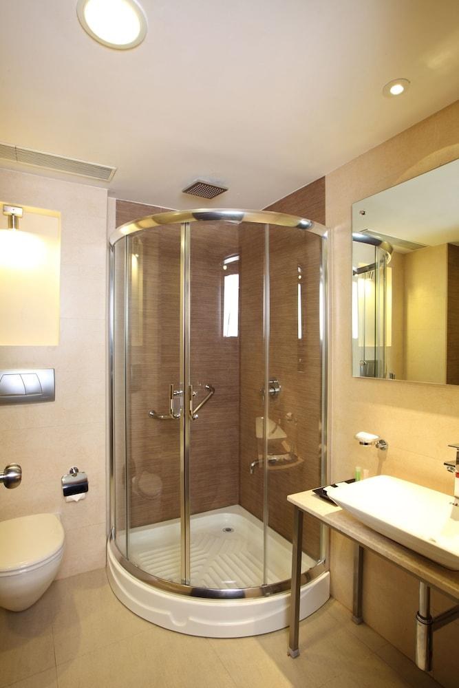 OCTAVE HOTEL & SPA - SARJAPUR RD photo 4