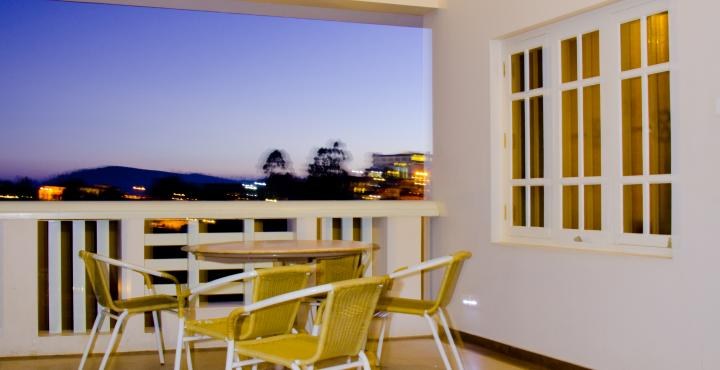 LEISURE VACATIONS PALVE SUGAVASAM photo 3