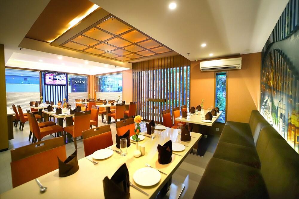 SOUTHERN PLAZA photo 2