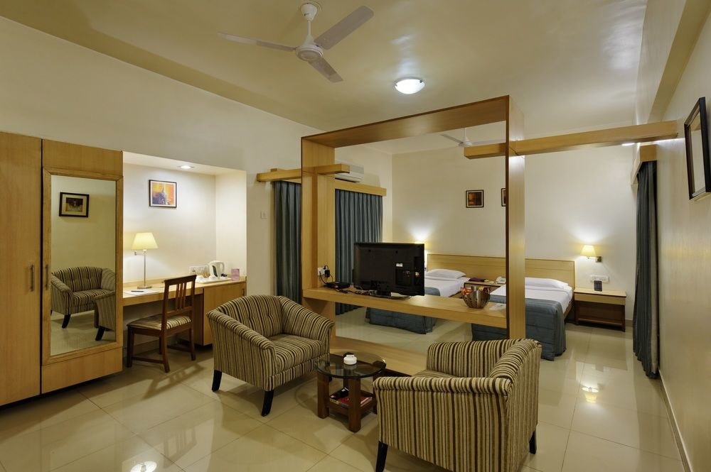 PHOENIX HOTEL