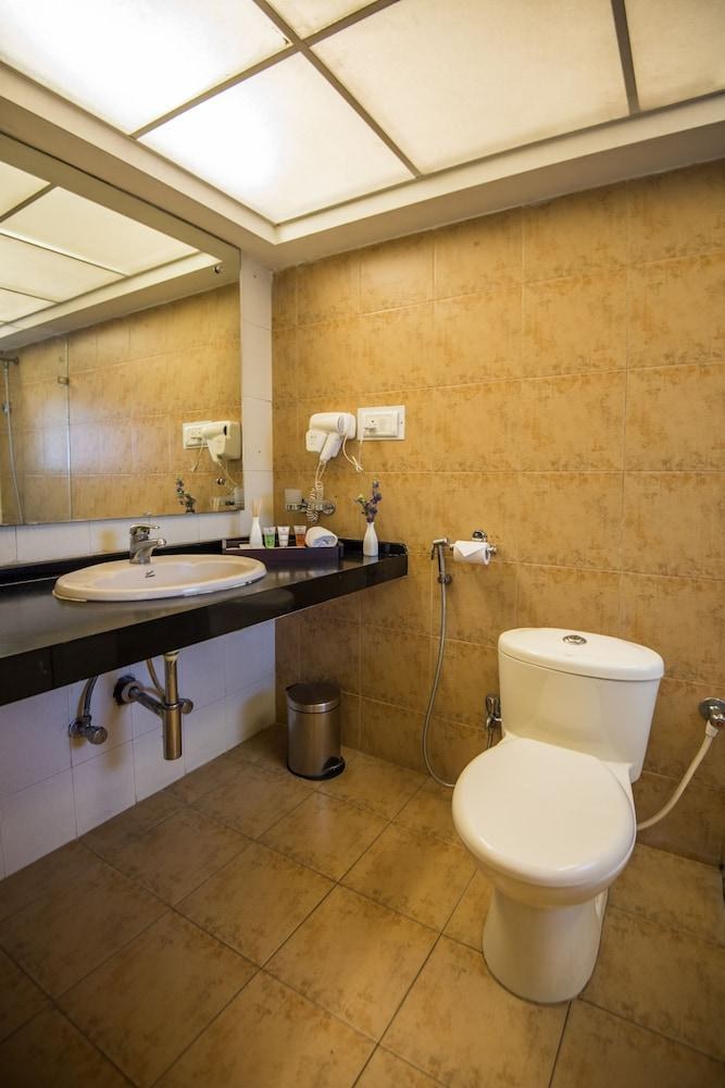 PHOENIX HOTEL photo 4