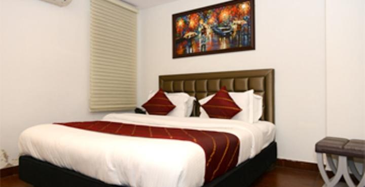 HOTEL CABANA