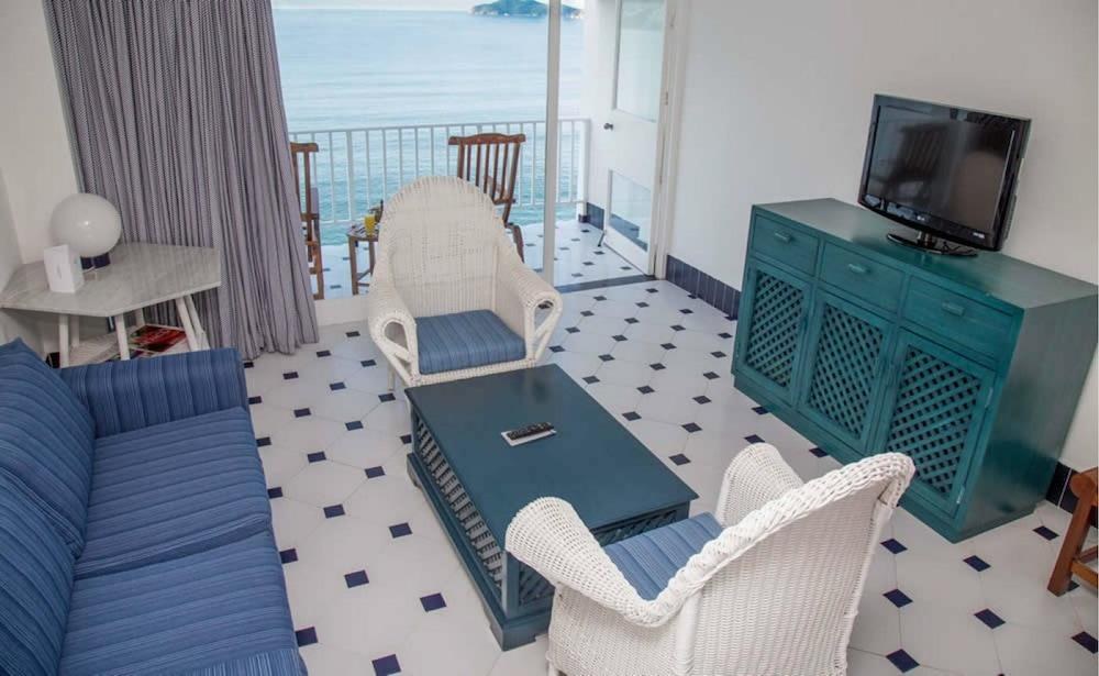 ELCANO HOTEL photo 3