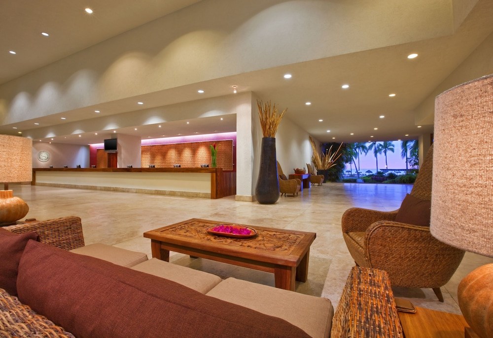SHERATON BUGANVILIAS photo 1